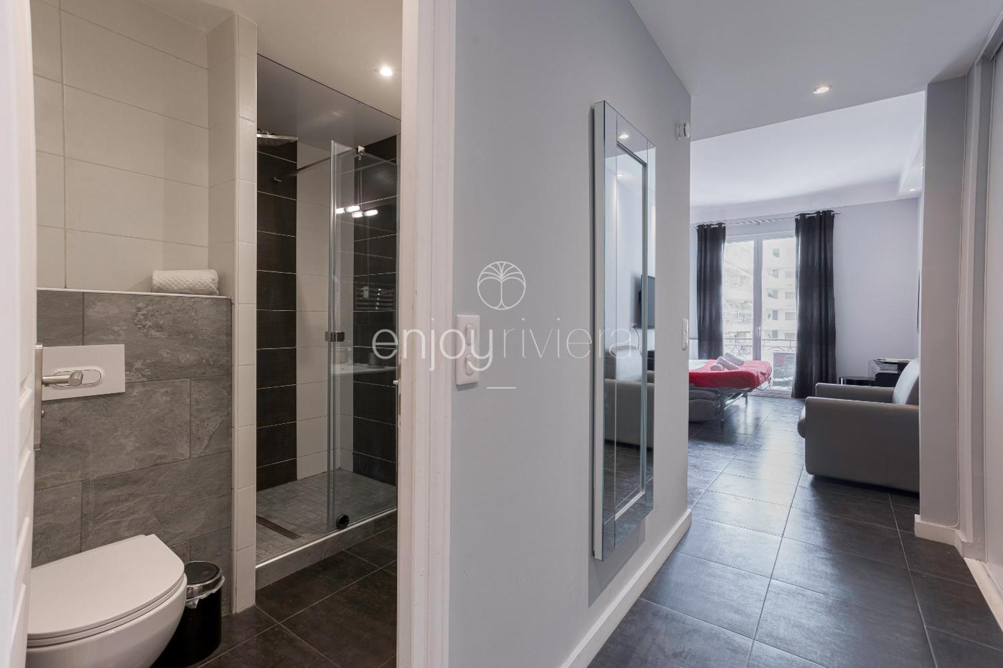 Palais Miramar - Suite & B31 - Croisette Emplacement Unique - 20M Plage - Wifi - Clim Cannes Ngoại thất bức ảnh